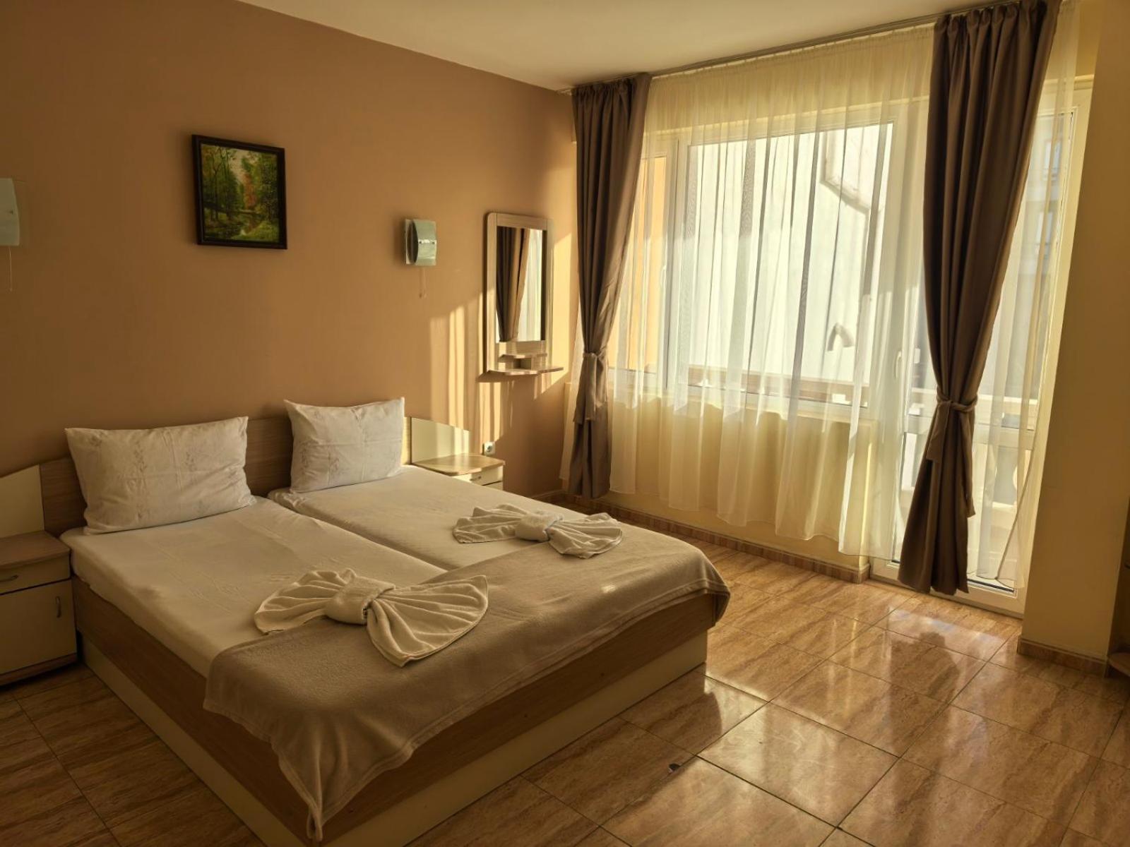 Family Hotel Alfa Vita ソゾポル エクステリア 写真